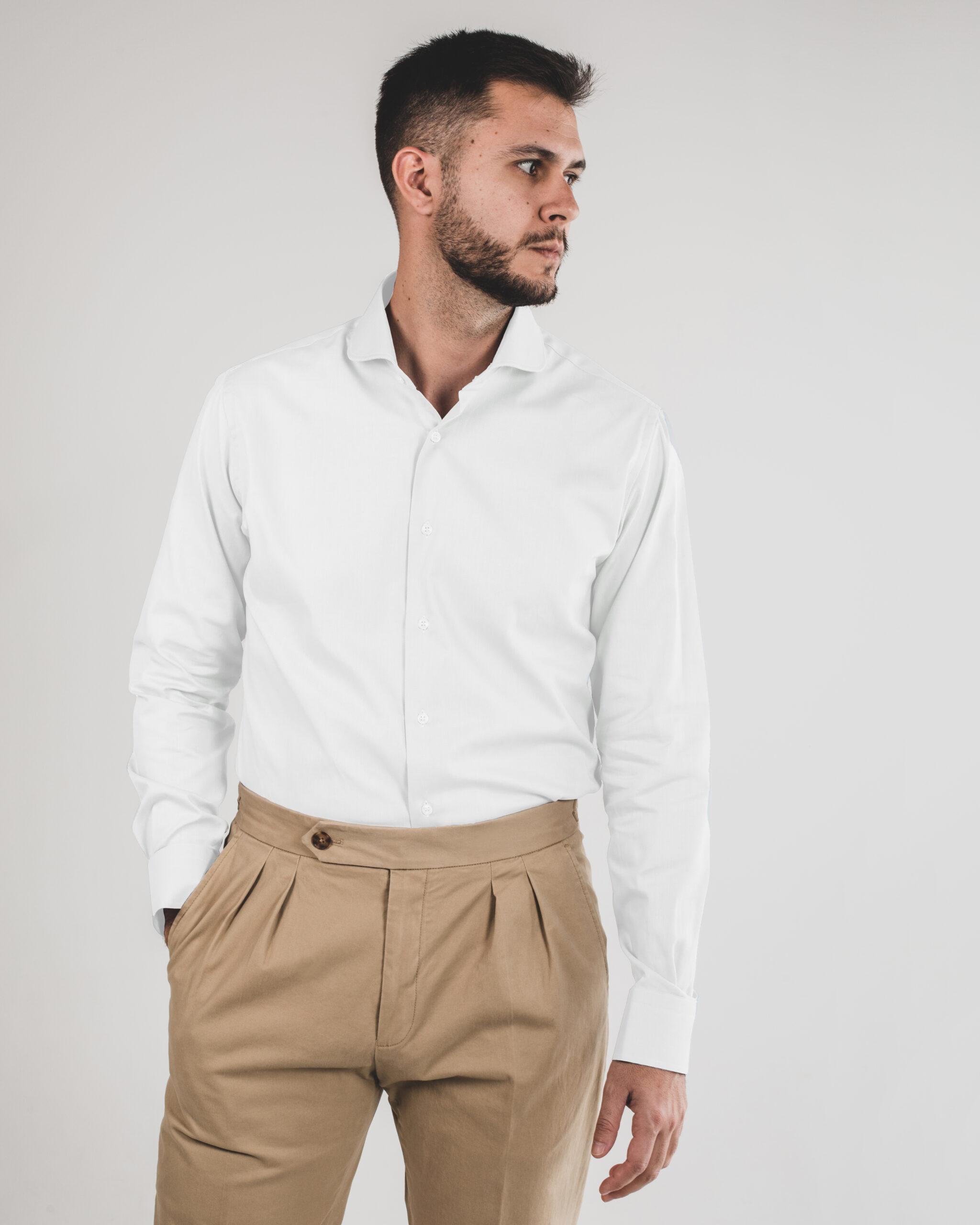 White Shirt Cut Collar with Round Tip