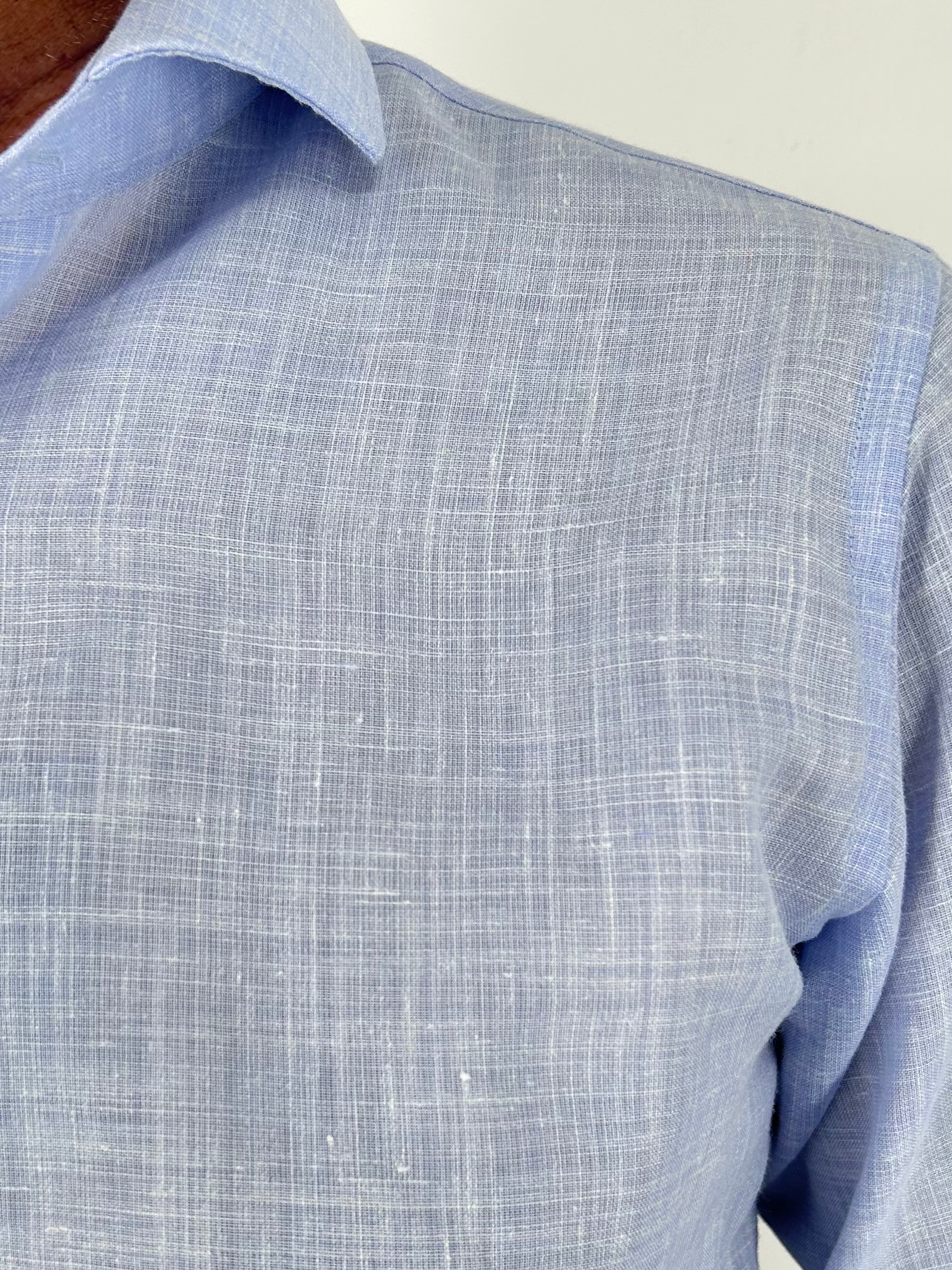 Camisa lino azul cuello italiano