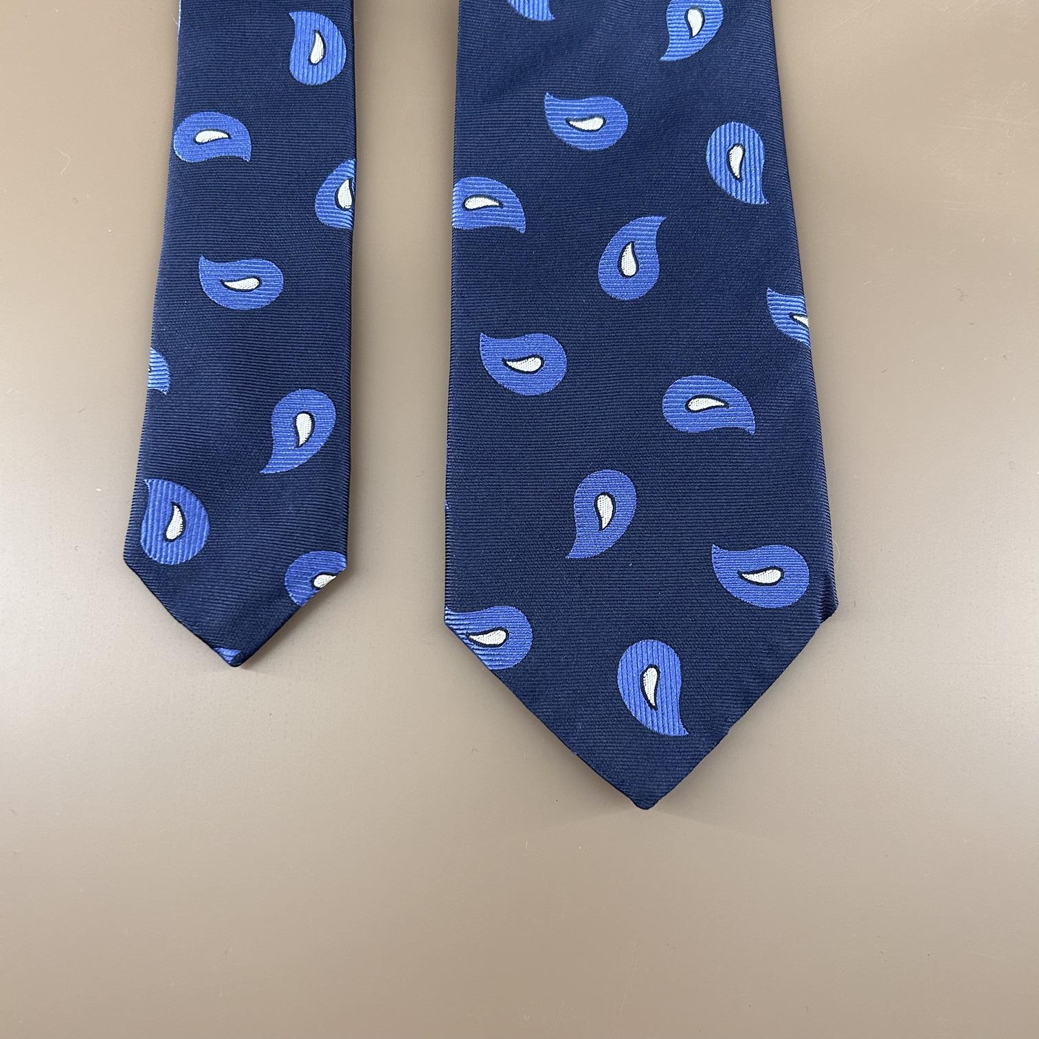 Navy blue silk tie with indigo blue amoebas
