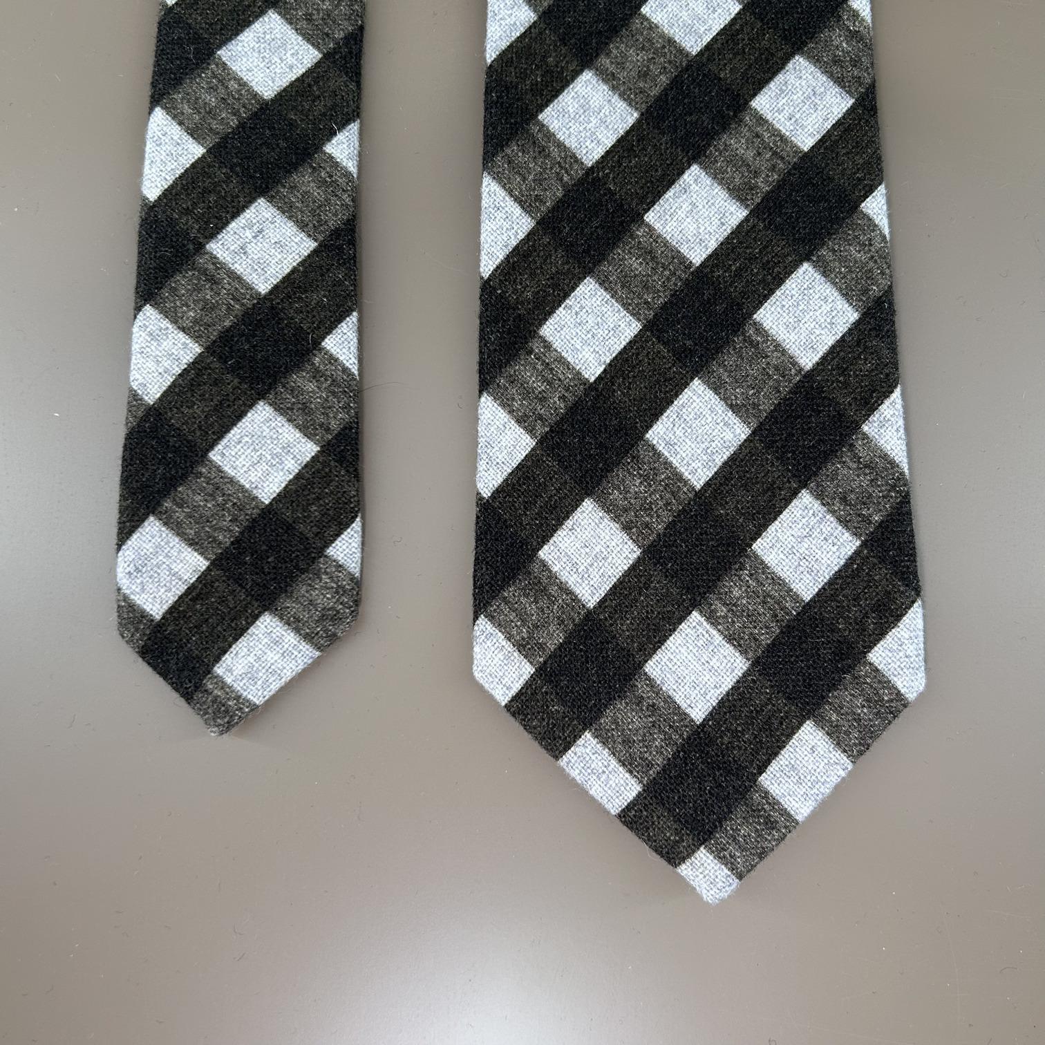Moss green checked wool tie