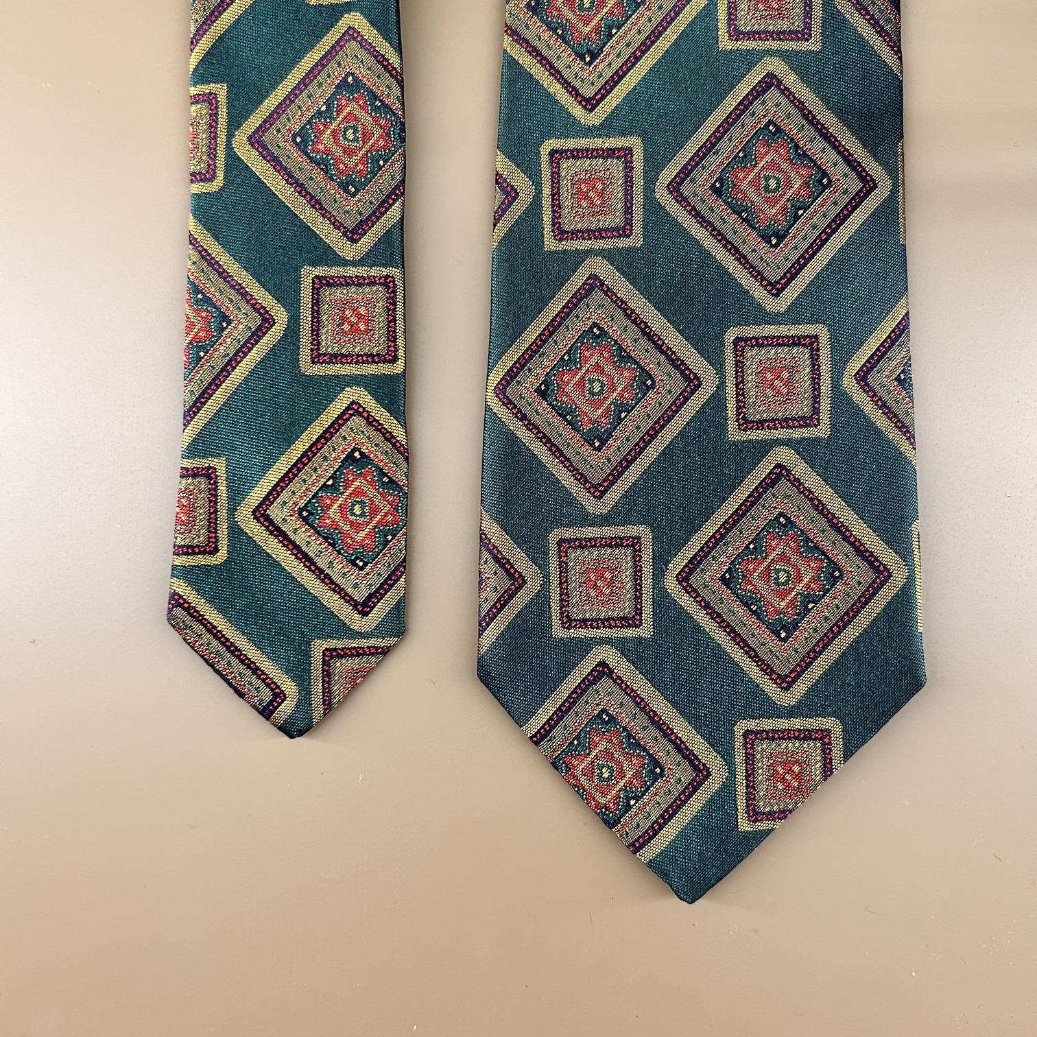 Vintage green tie with old gold squares