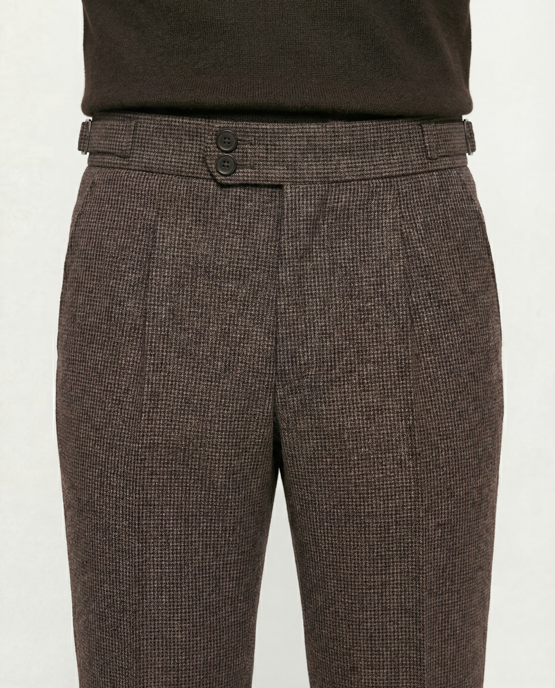 Pantalón Pata de Gallo Café Pinzas 2 Botones